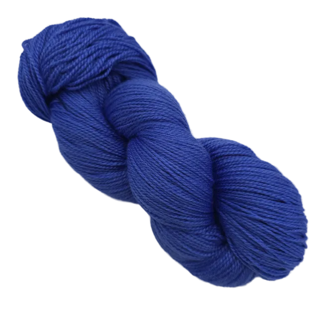 Image of a single hank of Loop Luxe Smoothie yarn by Knit Stars in the color Blueberry Smoothie on a white background.